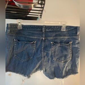 Women’s Plus Size cut off jeans!